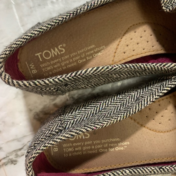 Tom’s Classic Silver Karsen slip-on shoes - Picture 5 of 9